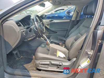 Zdjęcie 7 z 12 samochodu: 2016 VOLKSWAGEN JETTA SE VIN:3VWD67AJ3GM360089 - miniatura