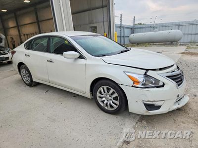 Czwarte zdjęcie samochodu z boku: 2014 NISSAN ALTIMA 2.5 S VIN:1N4AL3AP5EC276940 - miniatura