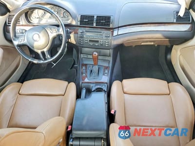 Zdjęcie 8 z 13 samochodu: 2004 BMW 325 I VIN:WBAET37414NJ44797 - miniatura