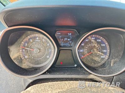 Zdjęcie 9 z 13 samochodu: 2015 HYUNDAI ELANTRA LIMITED VIN:5NPDH4AE7FH610677 - miniatura