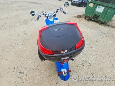 Czwarte zdjęcie samochodu z boku: 2022 HONDA VT750 C VIN:JH2RC5003NK700495 - miniatura