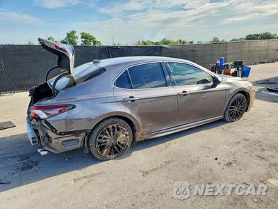 Trzecie zdjęcie samochodu z tyłu: 2023 TOYOTA CAMRY XSE VIN:4T1K61AK0PU835849 - miniatura