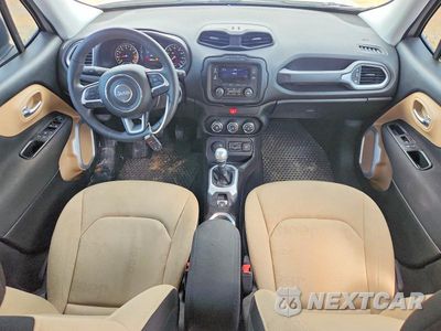 Zdjęcie 8 z 14 samochodu: 2017 JEEP RENEGADE SPORT VIN:ZACCJBAH9HPG40885 - miniatura