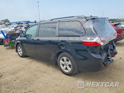 Drugie zdjęcie samochodu z przodu: 2018 TOYOTA SIENNA LE VIN:5TDKZ3DC3JS911023 - miniatura