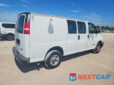 Trzecie zdjęcie samochodu z tyłu: 2005 GMC SAVANA G2500 VIN:1GTGG25V351195586 - miniatura