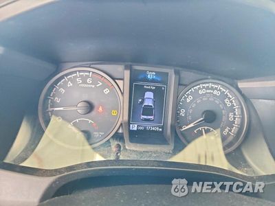Zdjęcie 9 z 12 samochodu: 2016 TOYOTA TACOMA TRD OFF-ROAD VIN:5TFCZ5AN5GX033667 - miniatura
