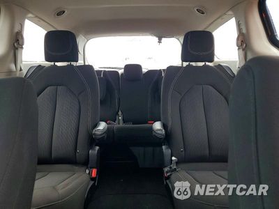 Zdjęcie 10 z 13 samochodu: 2023 CHRYSLER VOYAGER LX VIN:2C4RC1CG4PR549228 - miniatura