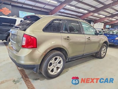 Trzecie zdjęcie samochodu z tyłu: 2013 FORD EDGE SEL VIN:2FMDK4JC0DBB68457 - miniatura