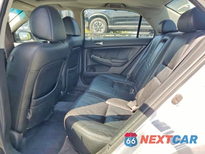 Zdjęcie 10 z 12 samochodu: 2004 HONDA ACCORD EX VIN:1HGCM56874A103221 - miniatura