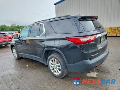 Drugie zdjęcie samochodu z przodu: 2021 CHEVROLET TRAVERSE LT VIN:1GNEVHKW9MJ111855 - miniatura