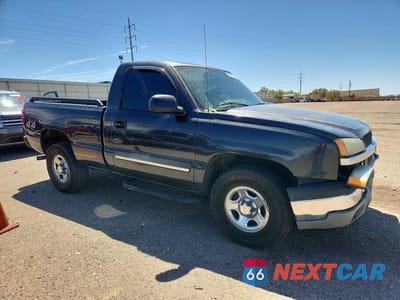 Czwarte zdjęcie samochodu z boku: 2004 CHEVROLET SILVERADO K1500 VIN:1GCEK14VX4Z124239 - miniatura
