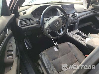 Zdjęcie 8 z 12 samochodu: 2018 HONDA ACCORD SPORT VIN:1HGCV2F3XJA008132 - miniatura