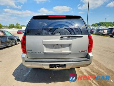 Zdjęcie 6 z 12 samochodu: 2011 GMC YUKON XL K1500 SLT VIN:1GKS2KE35BR303716 - miniatura