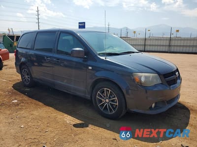Czwarte zdjęcie samochodu z boku: 2014 DODGE GRAND CARAVAN SXT VIN:2C4RDGCG2ER466684 - miniatura