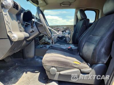 Zdjęcie 7 z 14 samochodu: 2011 TOYOTA FJ CRUISER BASE VIN:JTEZU4BF5BK011292 - miniatura