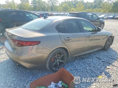 Trzecie zdjęcie samochodu z tyłu: 2019 ALFA ROMEO GIULIA TI VIN:ZARFANBN1K7608042 - miniatura