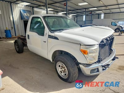Czwarte zdjęcie samochodu z boku: 2015 FORD F-350 SUPER DUTY VIN:1FTBF3A68FEC26469 - miniatura