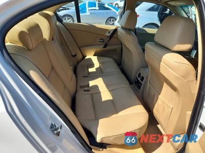 Zdjęcie 10 z 13 samochodu: 2007 BMW 525 XI VIN:WBANF335X7CS41454 - miniatura