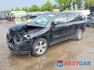 2017 JEEP COMPASS LATITUDE 1C4NJCEB4HD163088 - główne zdjęcie licytacji z USA - miniatura