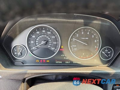 Zdjęcie 9 z 12 samochodu: 2018 BMW 320 XI VIN:WBA8E5G56JNV01754 - miniatura