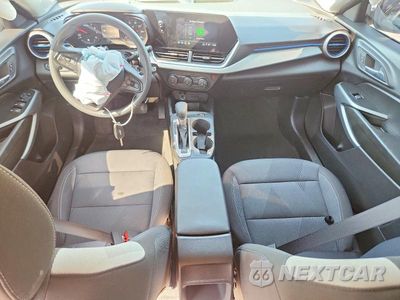 Zdjęcie 8 z 13 samochodu: 2025 CHEVROLET TRAX LS VIN:KL77LFEP0SC345090 - miniatura