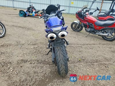 Czwarte zdjęcie samochodu z boku: 2006 YAMAHA FZ6 S VIN:JYARJ08E76A007014 - miniatura