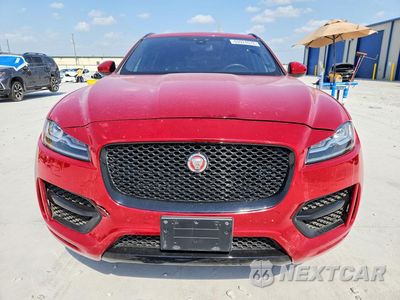 Piąte zdjęcie samochodu w środku: 2017 JAGUAR F-PACE R - SPORT VIN:SADCL2BV9HA099565 - miniatura