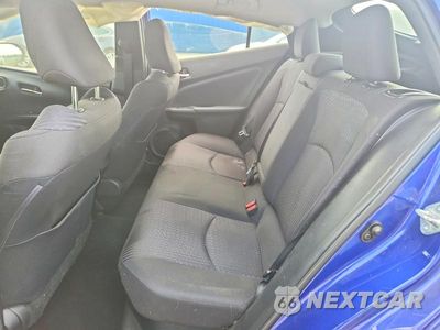 Zdjęcie 10 z 12 samochodu: 2017 TOYOTA PRIUS TWO VIN:JTDKBRFU4H3540494 - miniatura