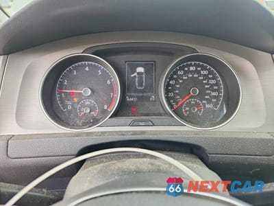Zdjęcie 9 z 12 samochodu: 2015 VOLKSWAGEN GOLF SPORTWAGEN S VIN:3VWA17AU5FM509631 - miniatura
