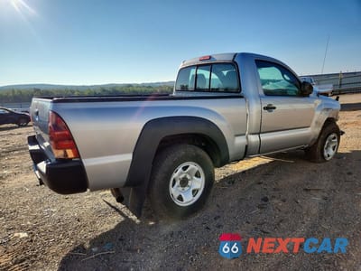 Trzecie zdjęcie samochodu z tyłu: 2012 TOYOTA TACOMA BASE VIN:5TFPX4EN7CX011739 - miniatura