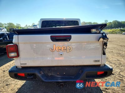Zdjęcie 6 z 12 samochodu: 2021 JEEP GLADIATOR OVERLAND VIN:1C6HJTFG4ML589958 - miniatura