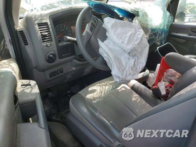 Zdjęcie 8 z 13 samochodu: 2020 NISSAN NV 1500 SV VIN:1N6BF0KM9LN801408 - miniatura