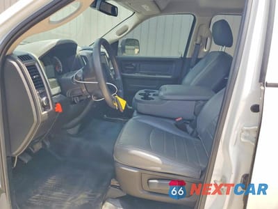 Zdjęcie 7 z 12 samochodu: 2019 RAM 1500 CLASSIC TRADESMAN VIN:1C6RR7FT5KS691953 - miniatura