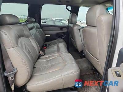 Zdjęcie 11 z 13 samochodu: 2002 CHEVROLET SUBURBAN C1500 VIN:3GNEC16Z22G284066 - miniatura