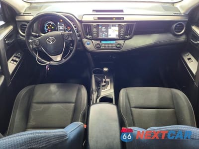 Zdjęcie 8 z 14 samochodu: 2016 TOYOTA RAV4 HV XLE VIN:JTMRJREV7GD007026 - miniatura