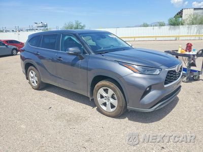 Czwarte zdjęcie samochodu z boku: 2025 TOYOTA HIGHLANDER LE VIN:5TDKDRBH4SS577294 - miniatura