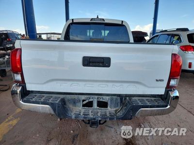 Zdjęcie 6 z 12 samochodu: 2020 TOYOTA TACOMA SR5 V6 VIN:3TMAZ5CN7LM118076 - miniatura
