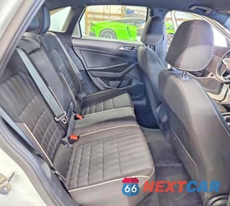 Zdjęcie 10 z 12 samochodu: 2024 VOLKSWAGEN JETTA SPORT VIN:3VWBM7BU0RM072491 - miniatura