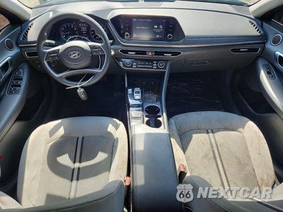Zdjęcie 8 z 13 samochodu: 2021 HYUNDAI SONATA SEL VIN:5NPEL4JA0MH092635 - miniatura