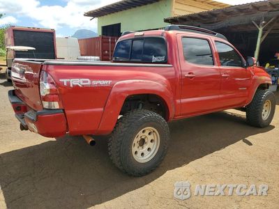 Trzecie zdjęcie samochodu z tyłu: 2014 TOYOTA TACOMA V6 VIN:3TMLU4EN8EM155428 - miniatura