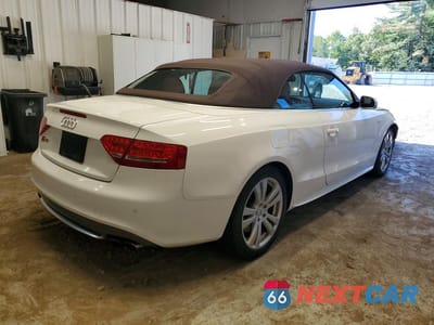 Trzecie zdjęcie samochodu z tyłu: 2011 AUDI S5 PRESTIGE VIN:WAUVGAFH5BN009400 - miniatura