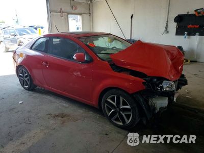 Czwarte zdjęcie samochodu z boku: 2010 KIA FORTE KOUP SX VIN:KNAFW6A39A5159718 - miniatura
