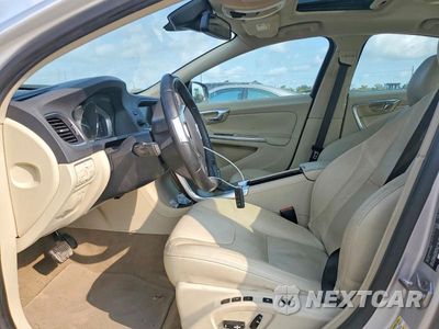 Zdjęcie 7 z 12 samochodu: 2014 VOLVO S60 T5 VIN:YV1612FS7E1296299 - miniatura