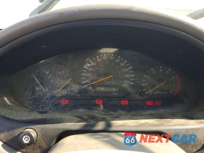 Zdjęcie 9 z 12 samochodu: 2000 MITSUBISHI GALANT ES VIN:4A3AA46G2YE156369 - miniatura