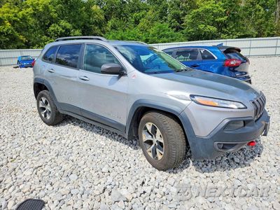 Czwarte zdjęcie samochodu z boku: 2016 JEEP CHEROKEE TRAILHAWK VIN:1C4PJMBS9GW289601 - miniatura