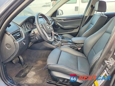 Zdjęcie 7 z 13 samochodu: 2014 BMW X1 XDRIVE28I VIN:WBAVL1C55EVY19023 - miniatura