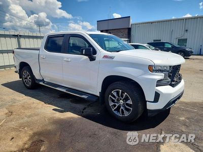 Czwarte zdjęcie samochodu z boku: 2019 CHEVROLET SILVERADO K1500 RST VIN:3GCUYEED8KG136121 - miniatura
