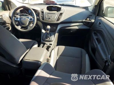 Zdjęcie 8 z 12 samochodu: 2015 FORD ESCAPE S VIN:1FMCU0F72FUB49867 - miniatura