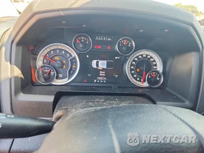 Zdjęcie 9 z 12 samochodu: 2015 RAM 2500 SLT VIN:3C6UR5DL1FG521698 - miniatura