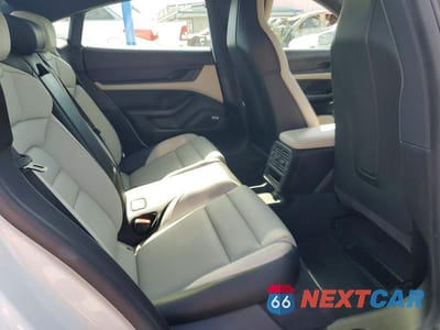 Zdjęcie 10 z 13 samochodu: 2021 PORSCHE TAYCAN VIN:WP0AA2Y14MSA13728 - miniatura
